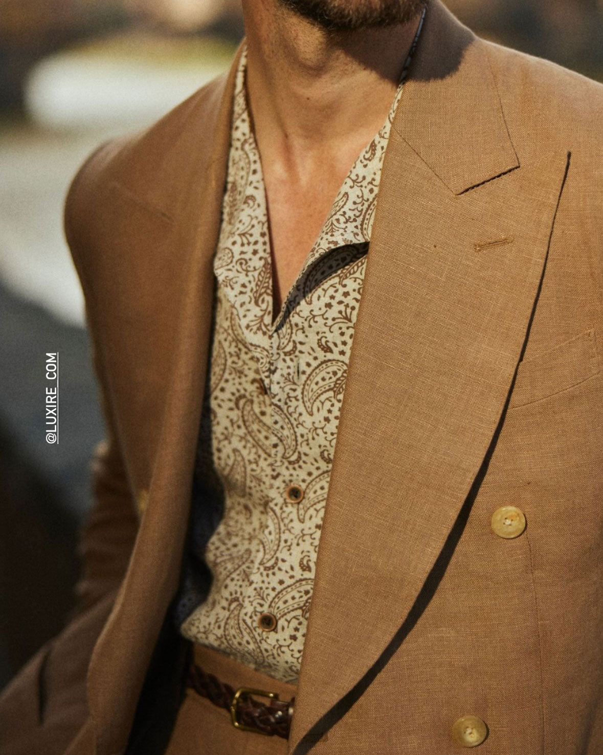 Camp Collar Shirt in Linen Brown Printed Paisely - 2