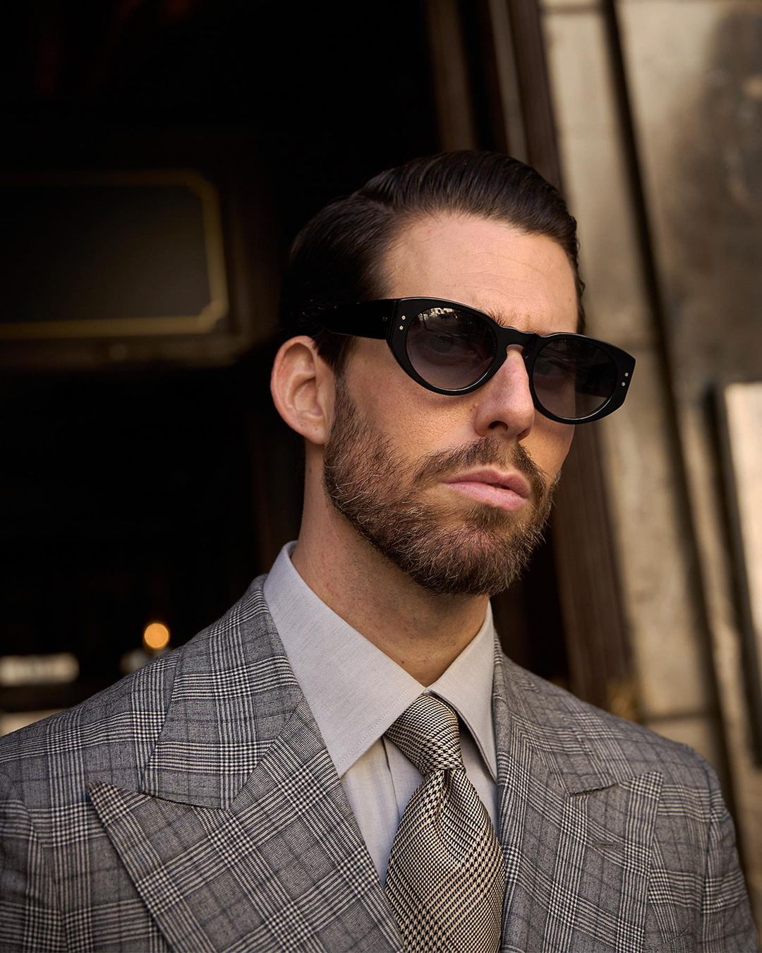 Drapers Black and White Glen Plaid Checks Suit - 8