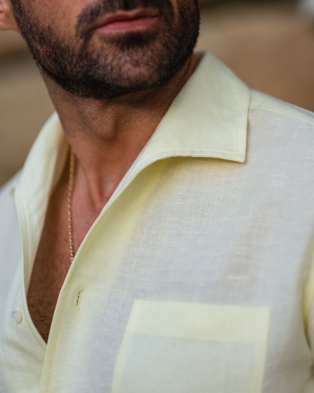 Summer Shirt in Pale Yellow Linen with one piece collar placket