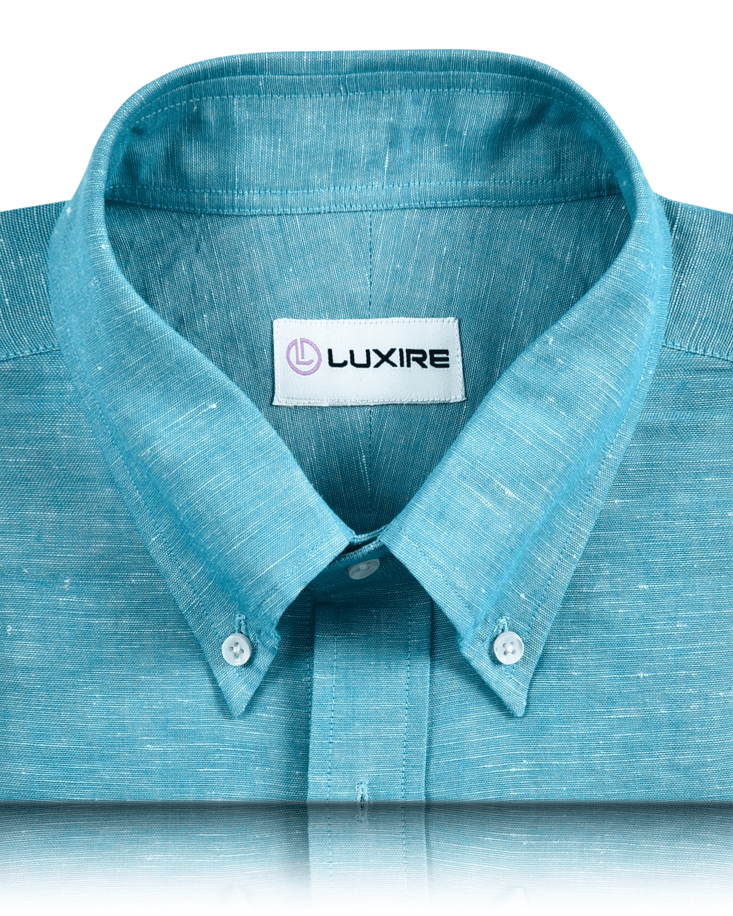 Collar of the custom linen shirt for men in turquiose blue chambray by Luxire Clothing