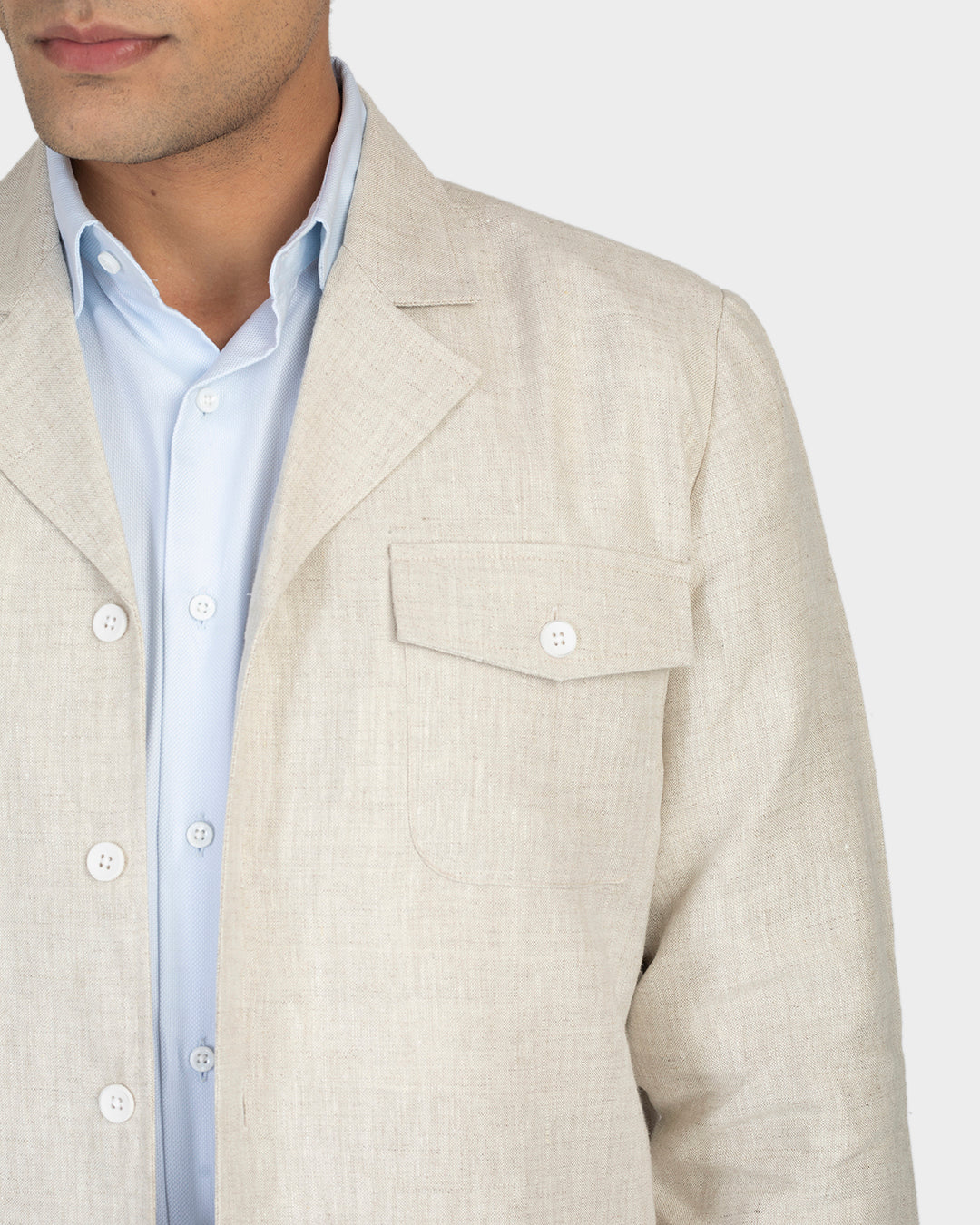 Close up of model wearing the muslin shirt jacket for men by Luxire 2